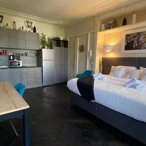 Apartment Bretagne 4 Places, Paris
